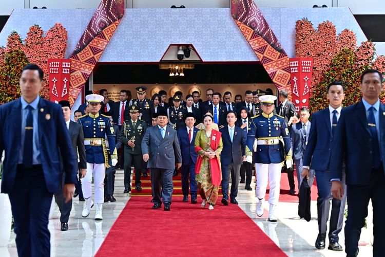 puan maharani, sidang tahunan MPR, selendang merah, makna selendang merah, makna kebaya puan maharani, makna busana puan maharani, sidang mpr 2025, sidng tahunan mpr 2025, Arti Selendang Merah yang Dipakai Puan Maharani di Sidang Tahunan MPR 2025
