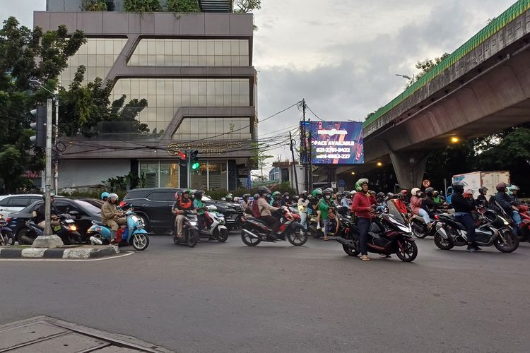 Daihatsu, mobil pertama, Sri Agung Handayani, edukasi keselamatan, Daihatsu Kuasai Pasar Mobil Pertama di Indonesia