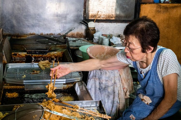 demensia, Studi Ungkap, Masak di Rumah Bantu Turunkan Risiko Demensia