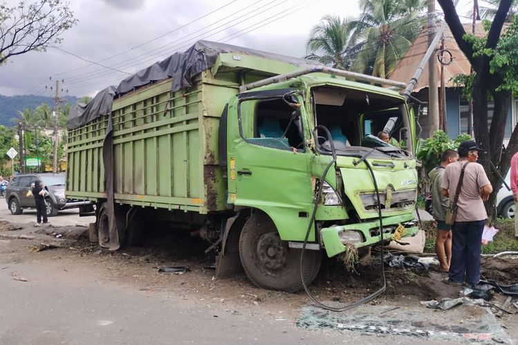pengawasan angkutan, keselamatan transportasi, fatalitas kecelakaan, kecelakaan lalu lintas, Angka Fatalitas Tinggi: Sorotan Pengawasan Bus & Truk Barang