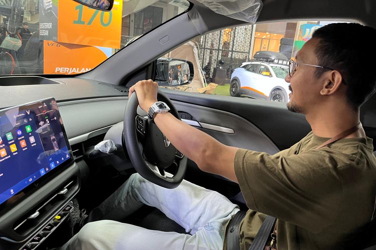 VinFast, tes mobil, Test drive, VinFast Indonesia, VinFast VF6, Merasakan Singkat VinFast VF6, Mobil Listrik Ringkas yang Fungsional