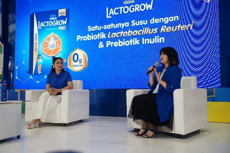 parenting, Jessica Iskandar, Samuel Zylgwyn, probiotik, Atta Halilintar, kesehatan pencernaan, Anggi Marito, Lactogrow, Tumbuh kembang anak, Permainan edukatif, Lactogrow PlayWorld, Lactobacillus reuteri, Sukses Digelar, LACTOGROW PlayWorld Ajak 35.000 Keluarga Main Bareng di Lima Kota