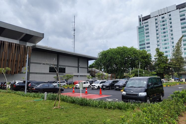 Stasiun Tanah Abang Baru, stasiun tanah abang baru, parkir motor di stasiun tanah abang, biaya parkir motor di stasiun, Berapa Biaya Parkir Sepeda Motor di Stasiun Tanah Abang Baru?