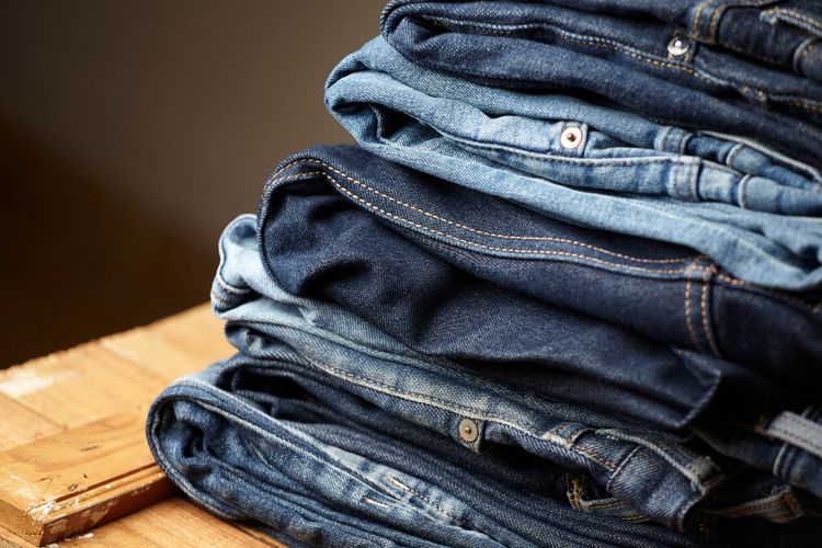 harga jeans, warna indigo, Mengapa Ada Jeans Dijual Puluhan Ribu atau Jutaan, Ini Faktor Penentunya