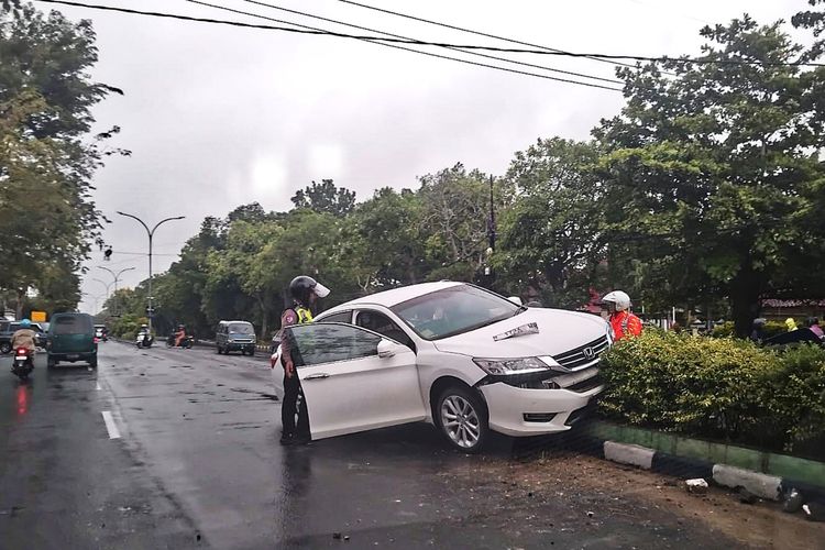 weight shifting phenomenon, bobot, Ada Fenomena Fisika Saat Kendaraan Melaju, Simak Ini