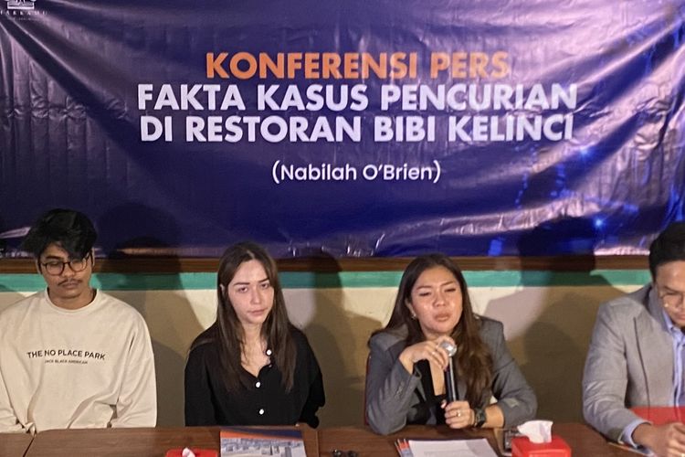 Richard Lee ditahan, Bibi Kelinci, perjalanan Vidi Aldiano melawan kanker, Profil Vidi Aldiano, [POPULER NUSARAYA] Alasan Richard Lee Langsung Ditahan Usai Diperiksa | Perjalanan Terakhir Vidi Aldiano, Berdamai dengan Kanker, 1. Alasan Richard Lee langsung ditahan usai diperiksa, 2. Profil Vidi Aldiano, 3. Fakta kasus owner Bibi Kelinci, 4. Kejanggalan status tersangka owner Bibi Kelinci, 5. Perjalanan terakhir Vidi Aldiano