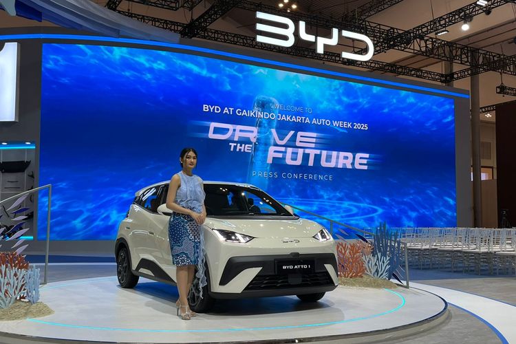 GJAW 2025, BYD Atto 1, Atto 1, simulasi kredit, mobil listrik murah, Simulasi kredit, Simulasi Kredit Mobil Listrik BYD Atto 1, Angsuran mulai Rp 4 Jutaan