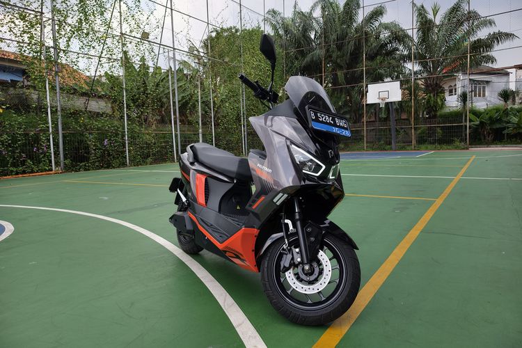 motor listrik, Spesifikasi Lengkap Polytron Fox 350, Jarak Tempuh Tembus 130 Km
