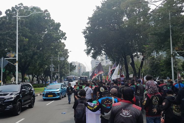 demo, Gedung DPR, aksi unjuk rasa, DPR/MPR, aksi demo, Ada Demo di Gedung DPR Hari Ini, Simak Jalur Alternatifnya