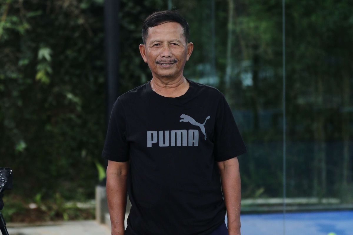 Persib Bandung, Djadjang Nurdjaman, Nazriel Alfaro, Super League 2025-2026, Bojan Hodak, Beckham Putra, Tantangan Dirtek Persib Beri Jam Terbang untuk Talenta Lokal di Super League