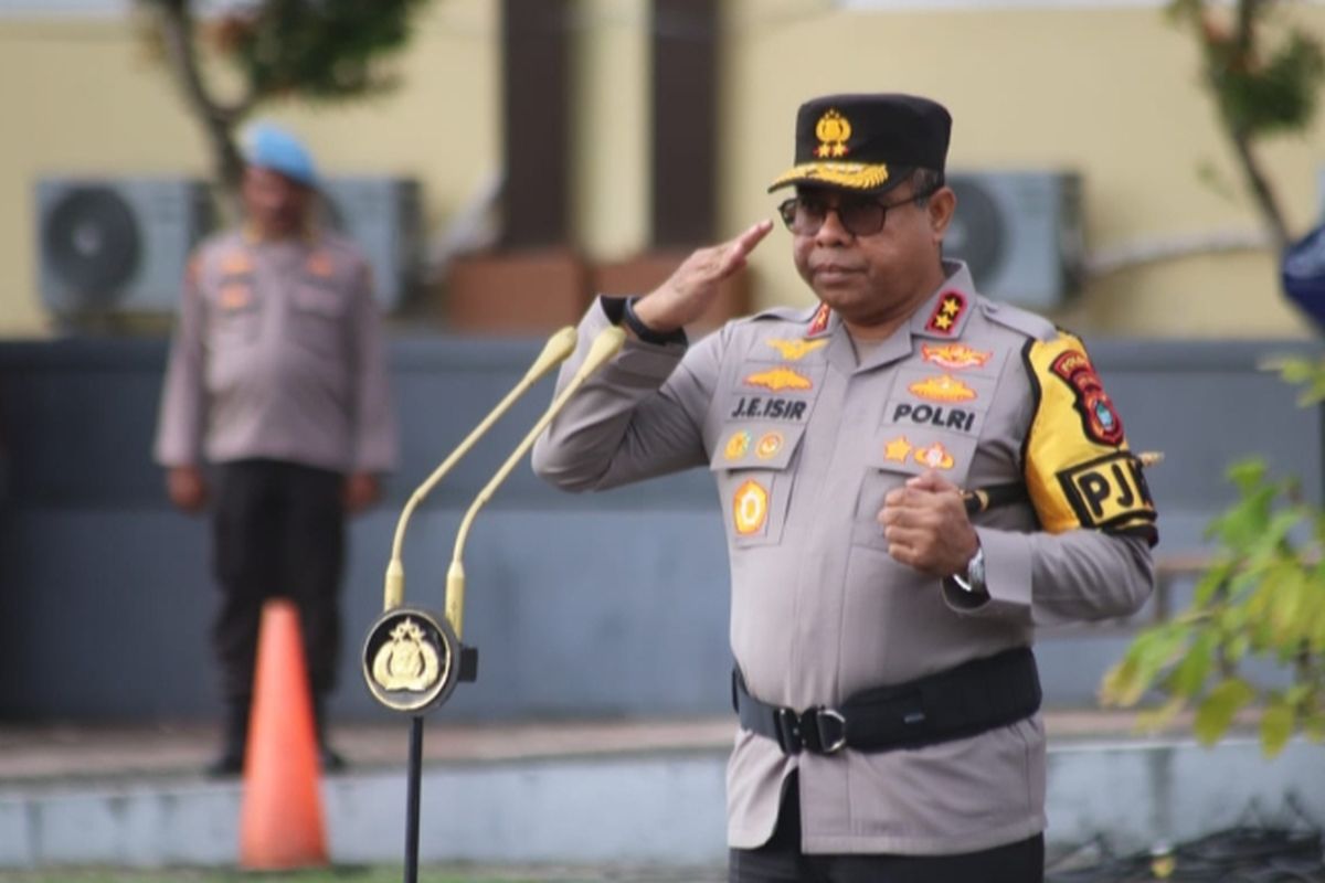 Kadiv Humas Polri, mutasi Polri, Profil Irjen Pol Johnny Eddizon Isir: Eks Ajudan Jokowi, Kini Kadiv Humas Polri