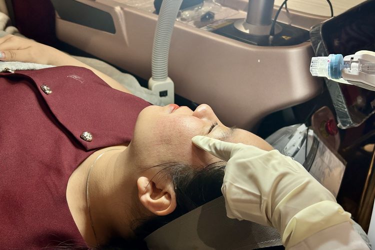 DNA Salmon, 6 Hal yang Harus Dilakukan Setelah Perawatan DNA Salmon dengan Dermal Injector, 1. Menggunakan makeup dan skincare 3 hari pasca treatment , 2. Menghindari Sauna dan olahraga berat, 3. Menggunakan obat oles yang dianjurkan dokter, 4. Hindari mencuci wajah terlalu cepat Setelah tindakan, 5. Hindari menggunakan air hangat dan facial wash dengan scrub, 6. Menganggap sepele perawatan pasca tindakan