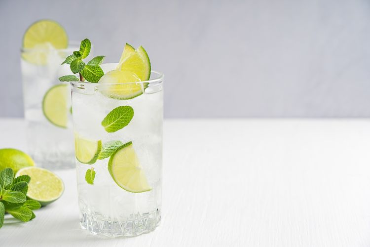 pedas, Cara menghilangkan pedas, Pedas, cara menghilangkan pedas, Cara hilangkan pedas, Bukan Minum Es, Ini 5 Cara Hilangkan Pedas, 1. Minum susu dan produk olahannya, 2. Makan nasi atau roti, 4. Minum minuman asam, 5. Garam