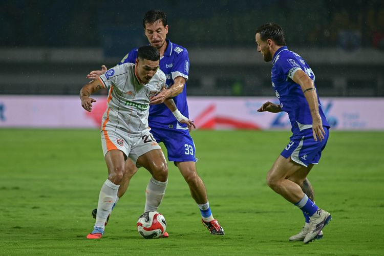 Persib, Borneo FC, Fabio Lefundes, Persib Bandung, Borneo FC Samarinda, Persib vs Borneo, Super League 2025-2026, Skor Persib Vs Borneo FC 3-1, Reaksi Lefundes Usai Pesut Etam Kalah Beruntun