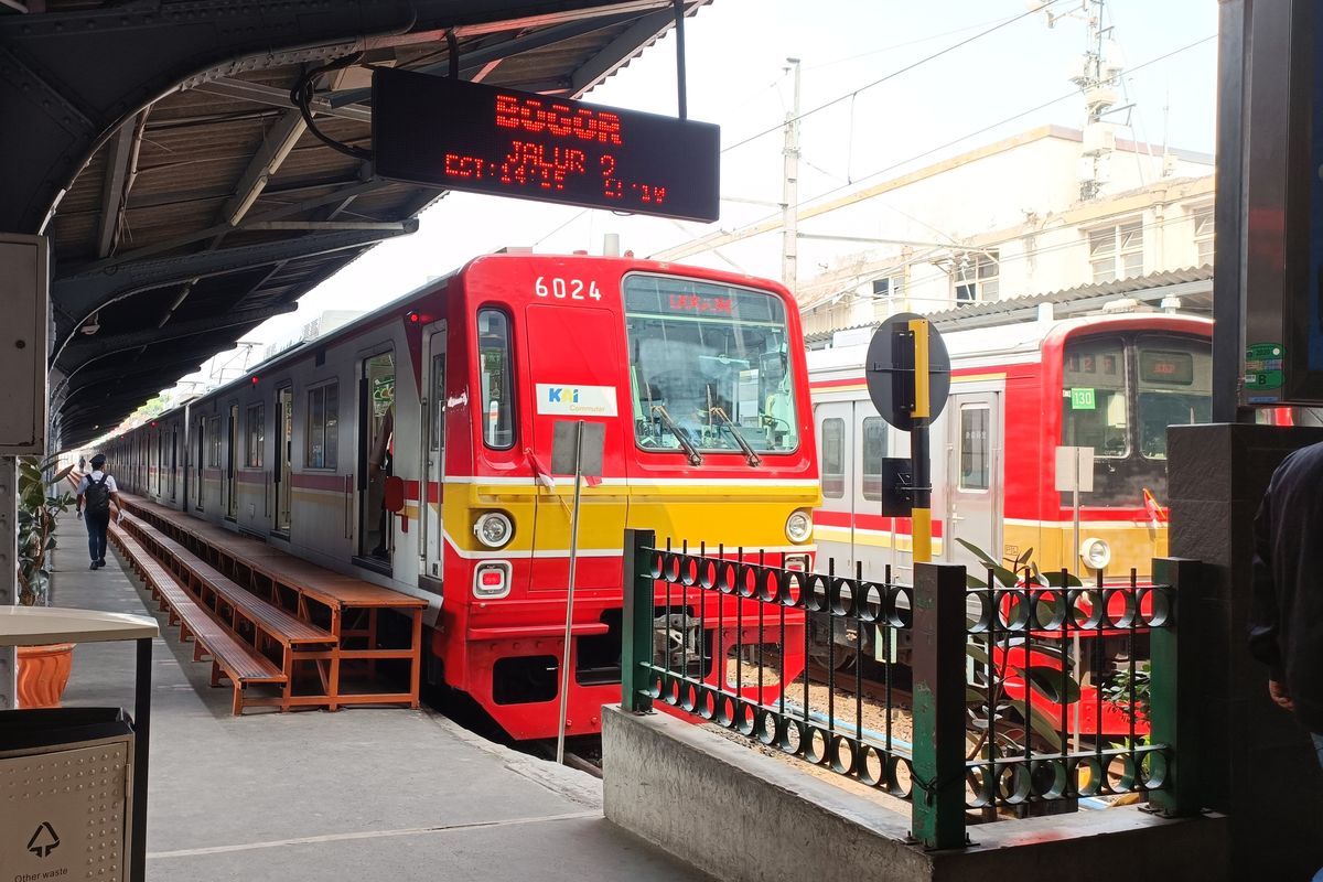 Jadwal krl manggarai jakarta kota, jadwal krl manggarai ke jakarta kota, jadwal krl manggarai jakarta kota mei 2025, jadwal krl manggarai jakarta kota terbaru, jadwal kereta manggarai jakarta kota, jadwal kereta dari manggarai ke jakarta kota, Jadwal KRL Manggarai-Jakarta Kota Mei 2025, sampai Pukul 00.15 WIB