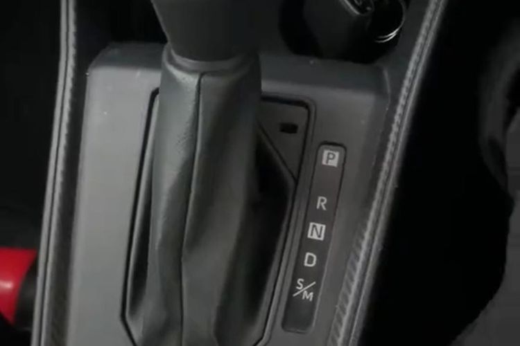 mobil baru, beli mobil, tips pilih mobil baru, mobil irit bertenaga, Tips Pilih Mobil yang Irit BBM, Bertenaga, dan Responsif
