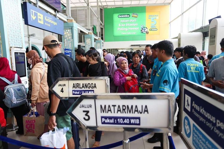 Cara Dapat Diskon Tiket Kereta Api 25 Persen untuk Libur Akhir Tahun 2025