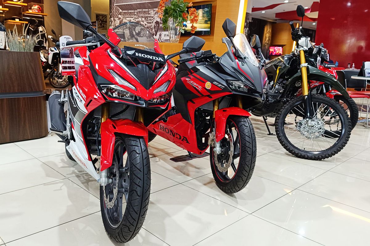 Injeksi, motor honda, BBM dengan etanol, bbm etanol, BBM E10, Motor Honda Sudah Bisa Minum BBM E10 Sejak Era Injeksi