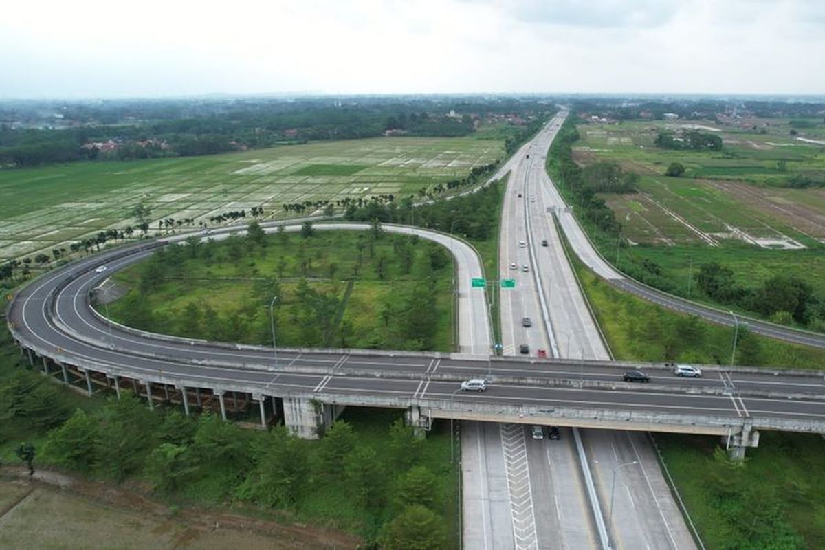 tarif Tol, Jalan Tol, Berapa Tarif Tol Jakarta-Surabaya? Berikut Rincian dan Estimasi Biayanya