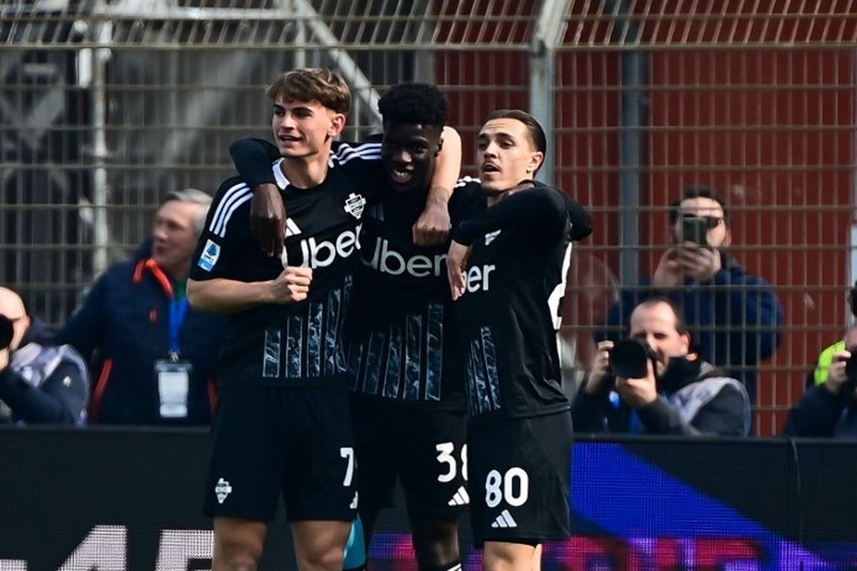 Como, Assane Diao, Liga Italia, Serie A, liga italia, Assane Diao Cedera, Como dan Fabregas Kehilangan Talenta Terang