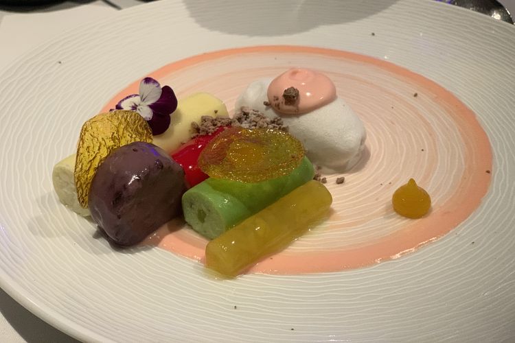Tren Kuliner 2025, tren kuliner masa depan, tren kuliner di indonesia, future of food marriott international, future of food marriott international 2026, 10 Tren Kuliner 2026 di Asia Pasifik, Sajian Lokal Mendominasi, 1. Kenyamanan sebagai kemewahan baru, 2. Pengalaman bersantap melibatkan pancaindra, 3. Menggunakan bahan lokal, 4. Peran AI dalam dunia kuliner, 5. Asia jadi pusat kuliner, 6. Chef Asia generasi muda punya peran besar, 1. Makanan sehat, 3. Bahan tradisional, 4. Pionir dalam keberlanjutan