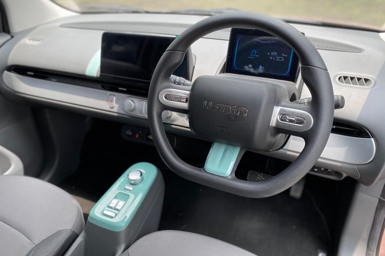 mobil, mudik, mudik Lebaran, mobil listrik, Tips Mudik Pakai Mobil Listrik: Jangan Sampai Kehabisan Daya di Perjalanan