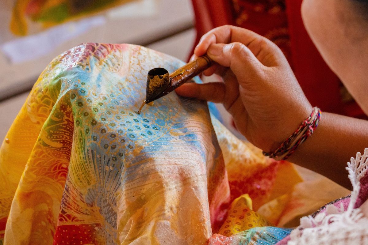 Hari Batik Nasional, Hari Hewan Ternak Sedunia, 2 oktober memperingati hari apa, 2 oktober 2025 hari apa, hari batik nasional 2025 tanggal berapa, hari anti kekerasan internasional, 2 oktober diperingati sebagai hari, 2 Oktober 2025, Tanggal 2 Oktober Diperingati sebagai Hari Apa Saja? Ini Daftarnya