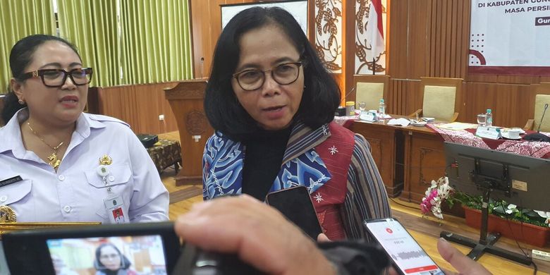 MY Esti Wijayati, PSSI, Jayapura, Sleman, FIFA, Cegah Kericuhan Suporter, Wakil Ketua Komisi X DPR Minta PSSI Utamakan Pembinaan