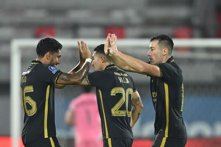 Persib, Borneo FC, Persija, Bali United, Super League, Persijap Jepara, Malut United, PSM Makassar, Dua Laga Sisa Persib dan Borneo FC, Penentuan Gelar Juara Super League