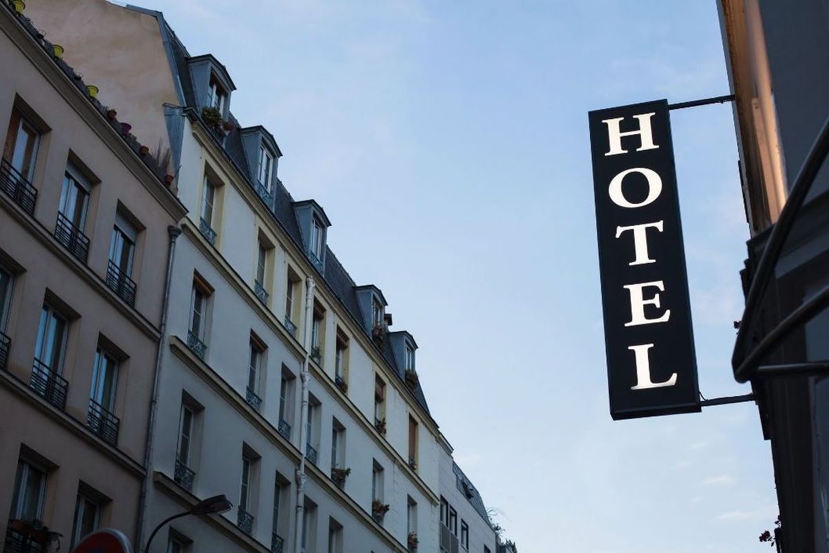 hotel Pekalongan, harga hotel Pekalongan, hotel Pekalongan dekat stasiun, 10 Hotel di Pekalongan dengan Harga Mulai Rp 200.000-an, Ada yang Dekat Stasiun, Binumar Syariah Hotel, Hotel Namira Syariah , Hotel Marlin, Hotel Nirwana Pekalongan, Hotel Grand Dian, Hotel KHAS Pekalongan, Hotel Dafam Pekalongan, Hotel Aston Pekalongan Syariah, Hotel Howard Johnson By Wyndham Pekalongan, Hotel Santika Pekalongan