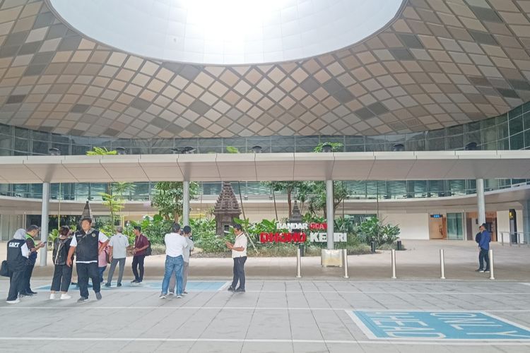 Bandara Dhoho, Bandara Dhoho Kediri, bandara dhoho kediri sepi, Sebab bandara dhoho kediri sepi, Penyebab Bandara Dhoho di Kediri Sepi, Bukan Sekadar Perawatan Pesawat