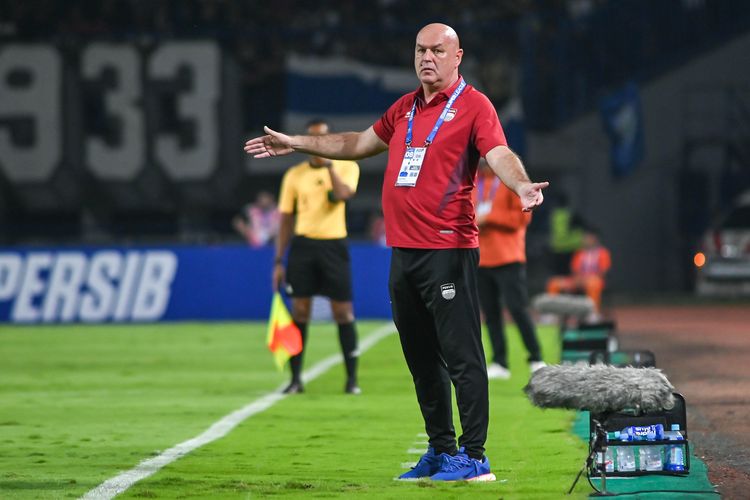 Persib, Persija, Super League 2025-2026, Marc Klok, Bojan Hodak, Mauricio Souza, Persib Vs Persija: Maung Sempurna di Kandang, Macan Kemayoran Garang Saat Tandang