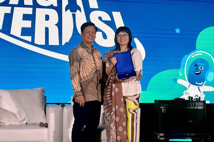 Jakob Oetama, PK Ojong, kompas com, Jagat Literasi, ulang tahun kompas com, pendiri kompas gramedia, petrus kanisius ojong, bersukaria, Kompas.com Rayakan HUT Ke-30 dengan Jagat Literasi dan Ziarah Pendiri