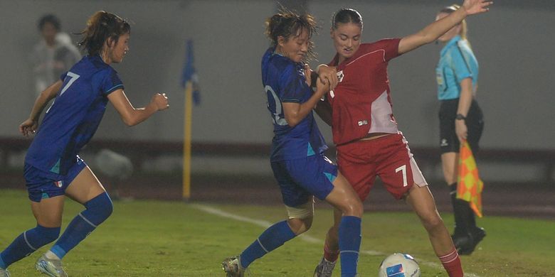 Indonesia, Vietnam, timnas putri, Link Live Streaming, Indonesia vs Vietnam, Timnas Putri Indonesia, ASEAN Women's Championship, Link Live Streaming Timnas Putri Indonesia vs Vietnam, Kick Off Pukul 19.30 WIB