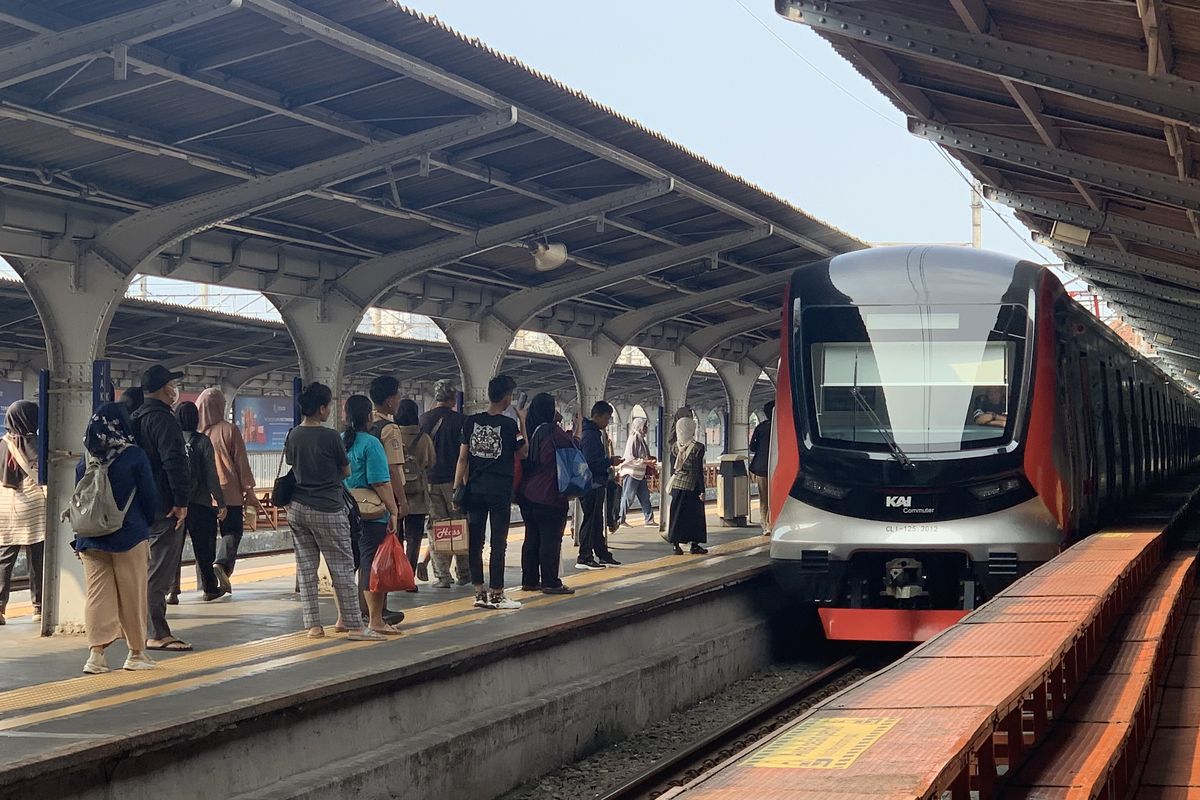KRL baru, Jadwal KRL baru, jadwal lengkap KRL, jadwal krl terbaru 2025, jadwal krl baru, jadwal krl baru cl 125, jadwal krl baru lintas cikarang, jadwal krl baru lintas bogor, jadwal lengkap krl, Jadwal KRL Baru CLI-125 Lintas Bogor dan Cikarang, dari Pagi hingga Malam
