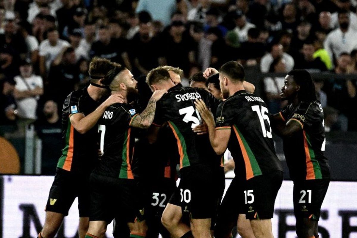 Jay Idzes, Venezia, Fiorentina, Atalanta, AS Roma, Liga Italia, Venezia vs Fiorentina, fiorentina, Hasil Liga Italia, Atalanta vs roma, hasil dan klasemen liga italia, as roma, atalanta, liga italia, Hasil dan Klasemen Liga Italia: Venezia Keluar Zona Merah, Atalanta Vs Roma 2-1