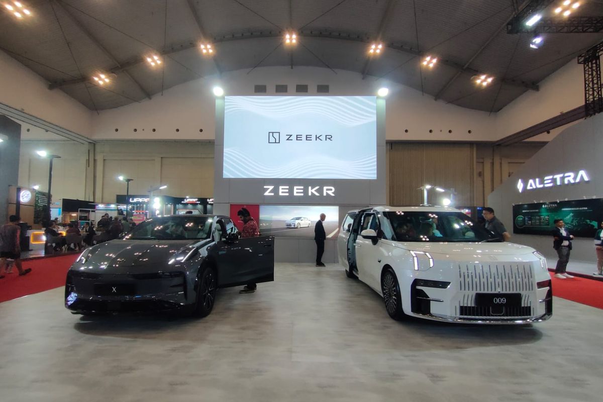 Constantinus Herlijoso, Geely Auto Indonesia, mobil listrik, Geely Perkenalkan Zeekr: Bawa 009 dan 7X