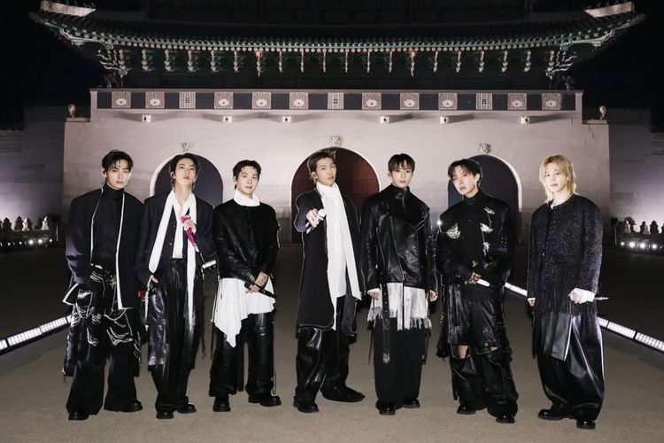 BTS Comeback dengan Kostum Joseon, Gabungkan Hanbok dan Armor Modern, Kostum perpaduan Hanbok dan baju perang era Joseon, Makna “Han”, emosi mendalam dalam Budaya Korea, Representasi karakter setiap member dalam kostum, Simbol budaya Korea di panggung global