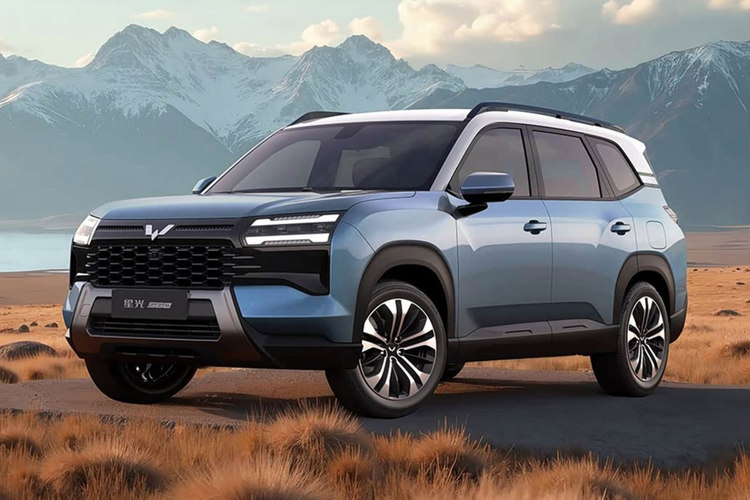 Xingguang 560, mesin bensin, PHEV, Wuling, Wuling Motors, Starlight 560, Wuling Starlight 560 Meluncur, Tersedia Mesin Bensin, EV, dan PHEV