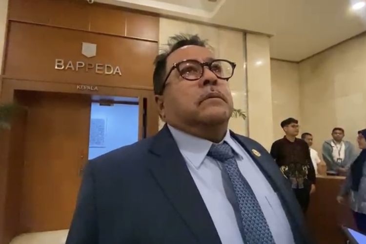 DPRD DKI Jakarta, pungutan liar, pungli, PPSU, Wakil Gubernur DKI Jakarta, Rano Karno, Pungli, pljp, Pelamar PPSU Diduga Dipalak Pungli oleh Oknum, Rano Karno Akui Masalah Sudah Lama Tercium
