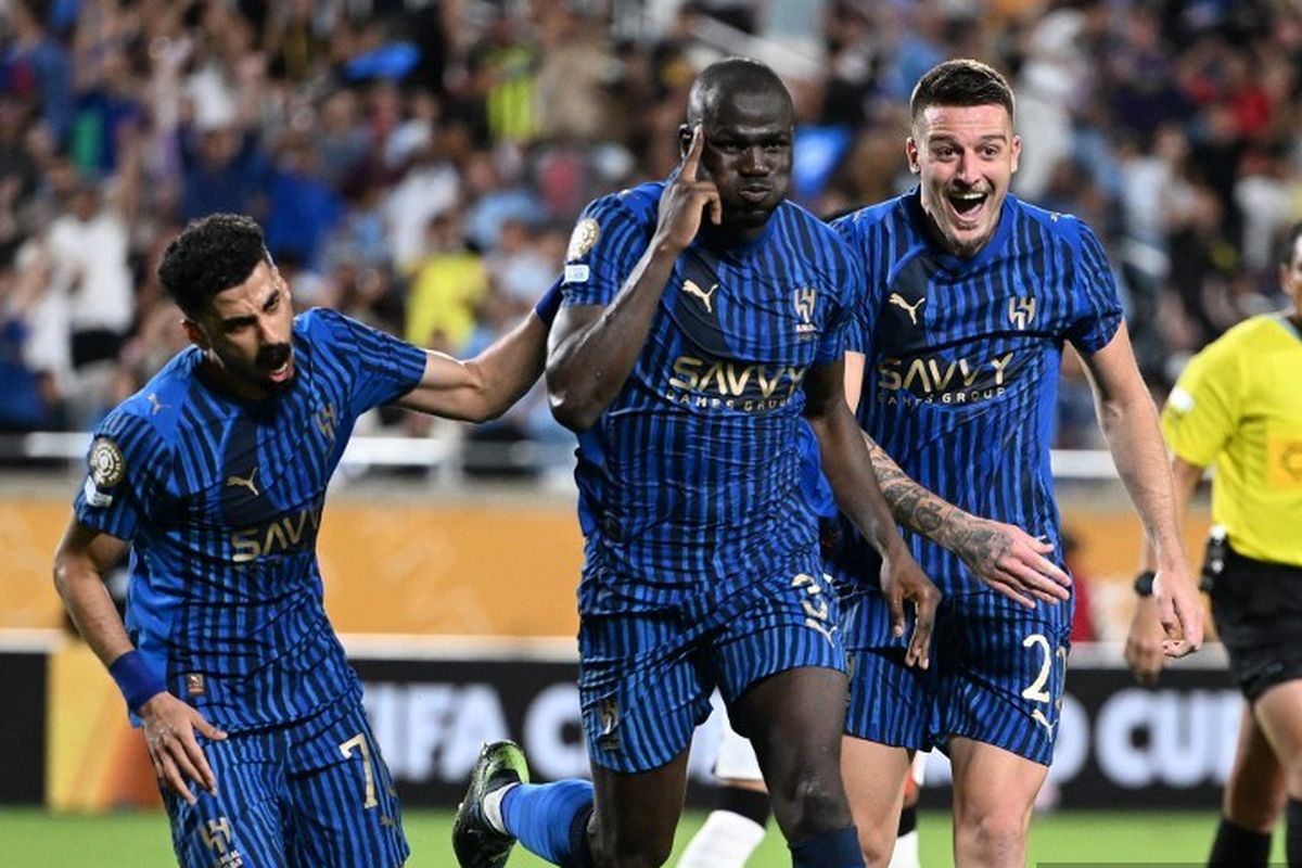 Fluminense, Al Hilal, Piala Dunia Antarklub 2025, Fluminense vs Al Hilal, babak perempat final Piala Dunia Antarklub 2025, Piala dunia antarklub 2025, Link Live Streaming Fluminense vs Al Hilal, Kickoff Pukul 02.00 WIB, Link Live Streaming Fluminense vs Al Hilal, Prediksi Laga Fluminense vs Al Hilal, Statistik dan Performa Kedua Tim, Prediksi Susunan Pemain Fluminense vs Al Hilal, Prediksi Skor Fluminense vs Al Hilal