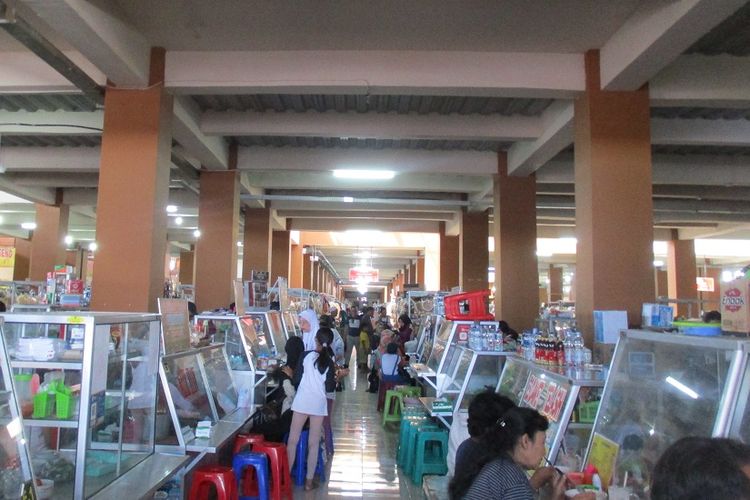 Pasar Klewer, Sri Mulyani, Pasar Klewer Solo, pasar klewer solo, Sri Mulyani ke Pasar Klewer, Pasar Klewer, Pusat Belanja Oleh-oleh di Solo yang Dikunjungi Sri Mulyani