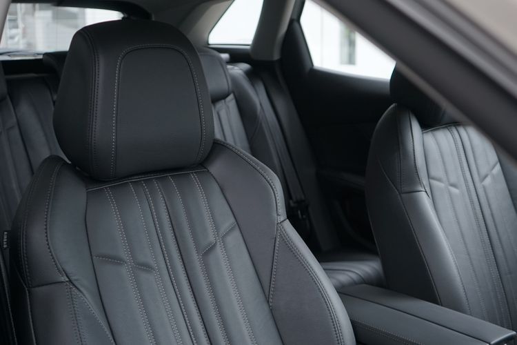 tips mobil, Jok Mobil, Tips and trick, kendaraan bermotor, tips otomotif, Cara Mudah Rawat Jok Kulit Mobil agar Tetap Awet dan Nyaman