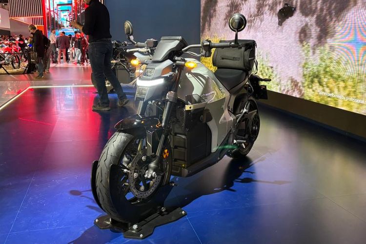 Honda, EICMA 2025, motor honda, emblem motor honda, Honda Umumkan Identitas dan Emblem Baru untuk Motor Listrik dan ICE