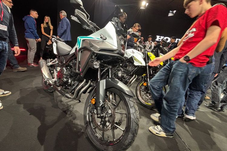 Honda, sepeda motor, pameran otomotif, motor honda, EICMA 2025, Honda Pamer Inovasi di EICMA 2025: CB1000GT, Motor Listrik WN7, dan Mesin V3R E-Compressor Jadi Sorotan