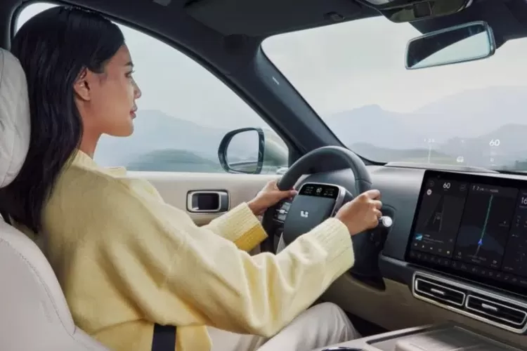 China, tombol, mobil, layar, tombol fisik, China Wajibkan Tombol Fisik di Mobil, Tak Boleh Serba Layar