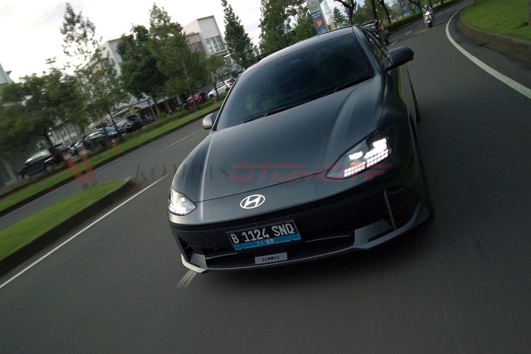 mobil listrik, Cara Efektif Hemat Baterai Mobil Listrik Jarak Jauh