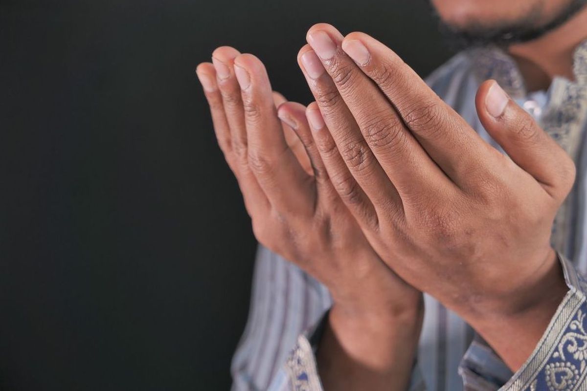 Nabi Yunus, doa Nabi Yunus, Doa Nabi Yunus, doa nabi yunus, doa nabi yunus ketika mendapat kesulitan, Doa Nabi Yunus dan Keutamaannya dalam Islam, Diterima taubat dan diampuni dosa-dosa, Diberikan pertolongan atas kesulitan, Terkabulnya hajat dan permintaan, Diberikan petunjuk di tengah kebingungan dan kesedihan, Dilindungi dari bahaya atau musibah