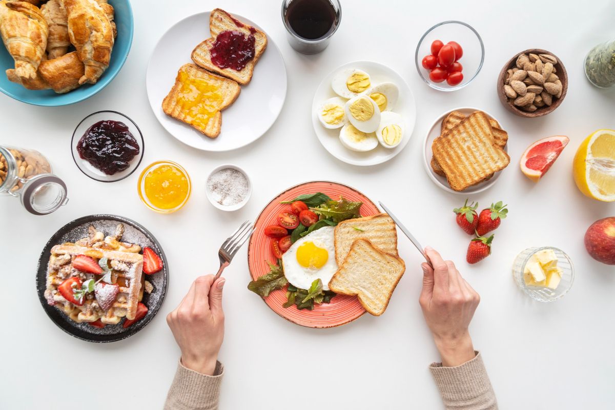 makan, Tradisi makan, sarapan, Kenapa Kita Makan 3 Kali Sehari? Inilah Sejarah di Balik Tradisi Tersebut