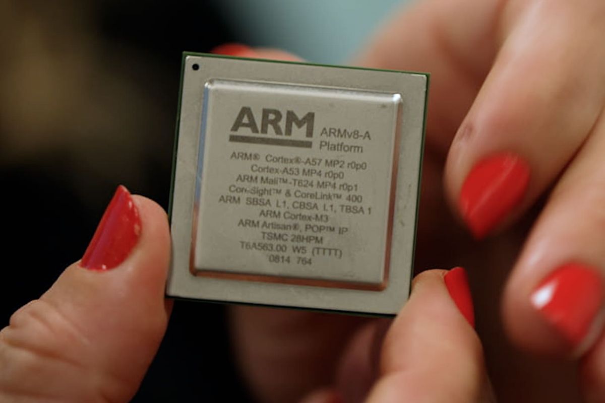 chip, Danantara, Indonesia Gandeng ARM, Siapkan 15.000 Insinyur Desain Chip